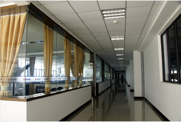 空壓機優尼可而機械上海有限公司