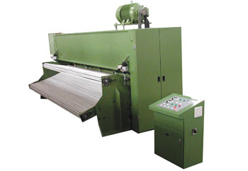 BG317型預(yù)針刺機